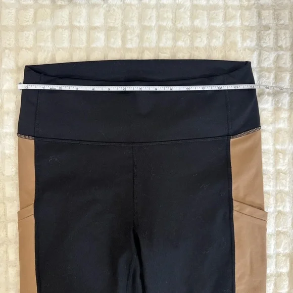 Women’s Fabletics Black and Tan Leggings. L. - Picture 4 of 8